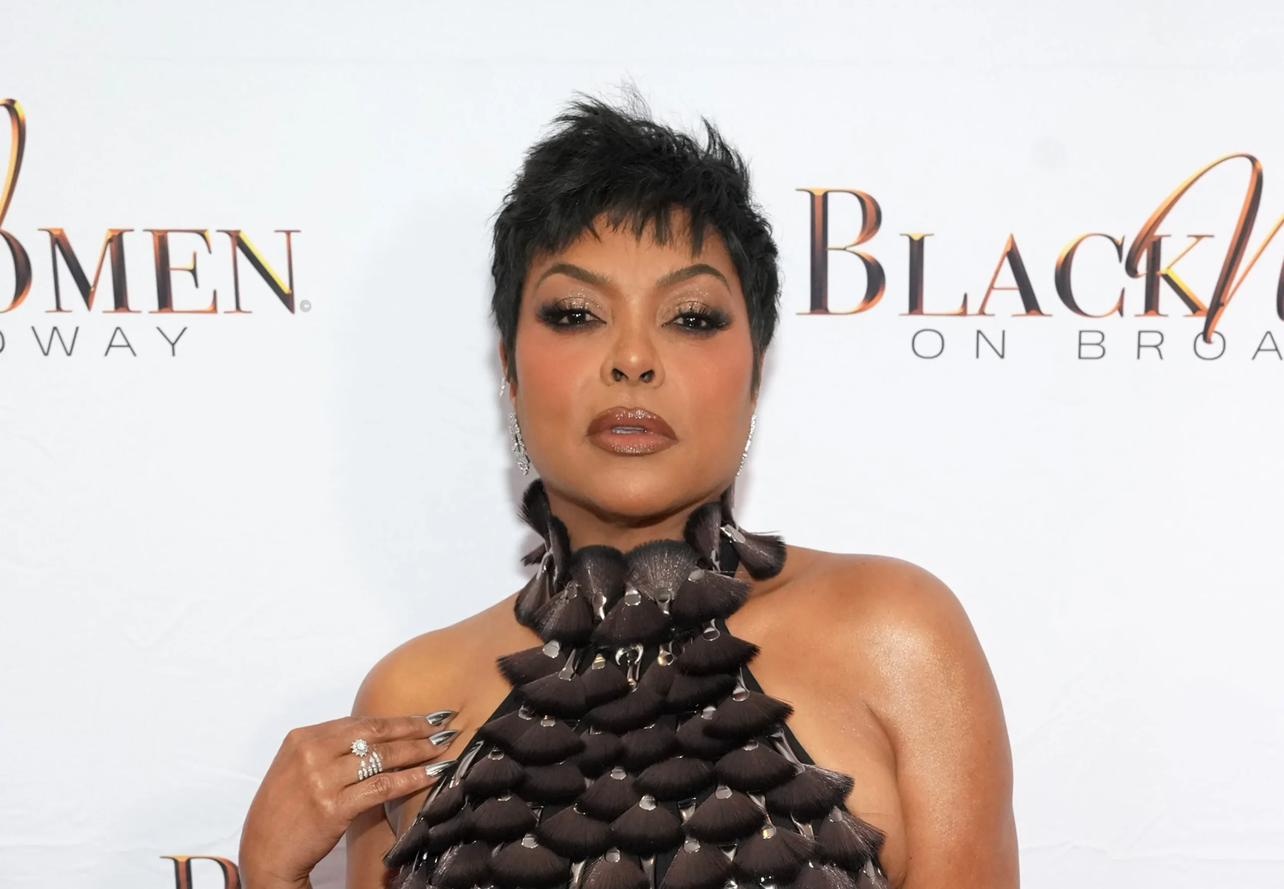 EXCUSE Me? Taraji P. Henson Claps Back As Fans Claim She Got A “New Face” Amid Viral Pics (PHOTO)