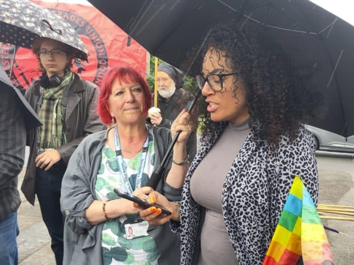 UNISON general secretary Andrea Egan (l) and NEU national exec member Louise Lewis (r) at Ash Field Academy strike