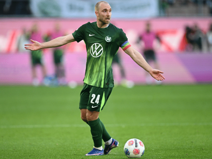 WOLFSBURG, GERMANY - APRIL 25: Christian Eriksen of VfL Wolfsburg in action during the Bundesliga match between VfL Wolfsburg and Borussia Mönchengladbach at Volkswagen Arena on April 25, 2026 in Wolfsburg, Germany. (Photo by Stuart Franklin/Getty Images)
