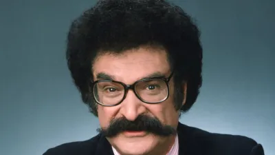 GettyImages-141122967Gene-Shalit-Dead-at-100.jpg