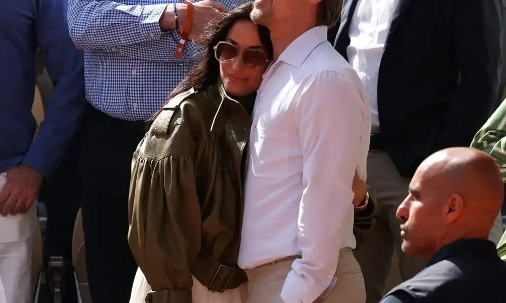 GettyImages-2280182904 Brad Pitt and His Girlfriend Ines de Ramon Show PDA During Cozy Visit to French Open