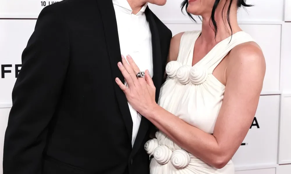 GettyImages-2280583855 Katy Perry and Justin Trudeau Pack on the PDA for Red Carpet Debut at Tribeca Film Festival