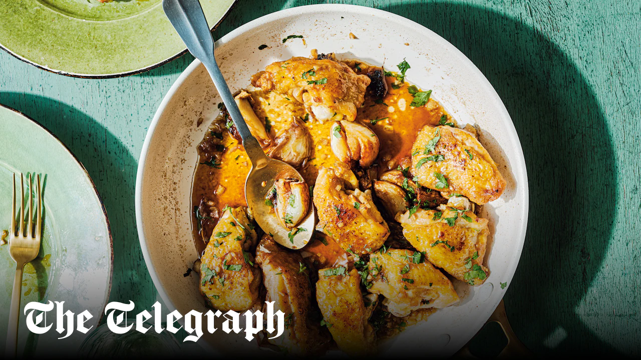 Pollo al ajillo (Spanish garlic chicken)