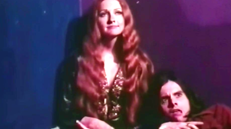 Sexy, Unhinged 70s Sci-Fi Comedy Is An Alien Sting Exploitation