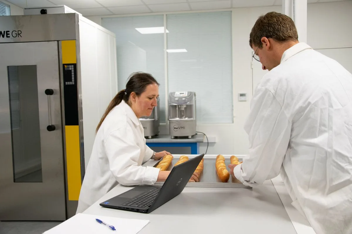 KPM Analytics adds baking lab