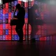 Asia stocks slide as Middle East anxiety offsets AI optimism