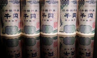 Yen hits key 160 level for third session, dollar buoyed by Gulf woes