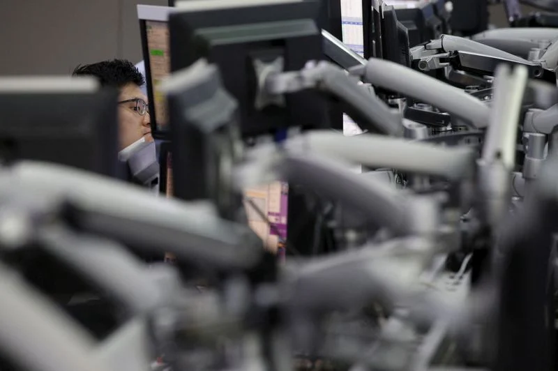 Stocks drop as AI rally pauses, US-Iran peace talks stall