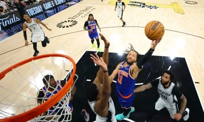 NBA-Knicks defeat Spurs to snap 53-year NBA title drought