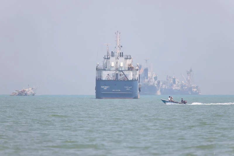 Global shippers cautious on Hormuz transit despite US-Iran deal