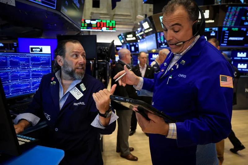 BIS says debt, AI boom and fragilities raise global risks