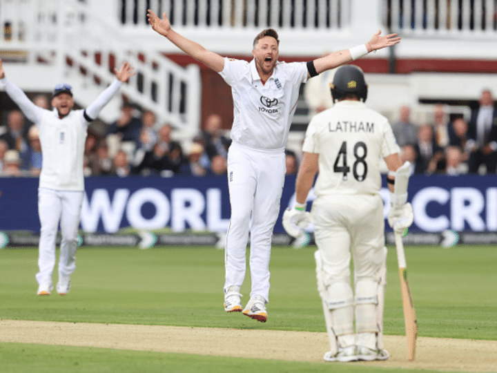 Robinson on fire for England against New Zealand at Lord's