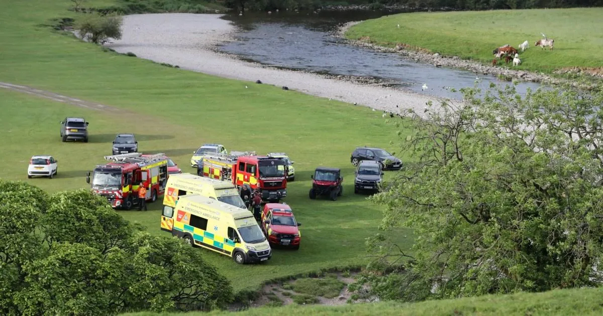 Girl, 13, dies after being pulled from river | News UK