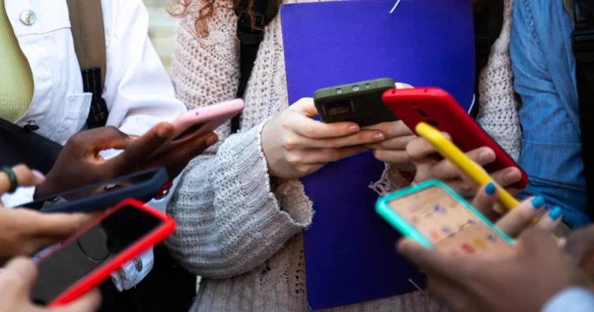 Nine signs your child is addicted to social media that you shouldn't dismiss as 'teen behaviour'