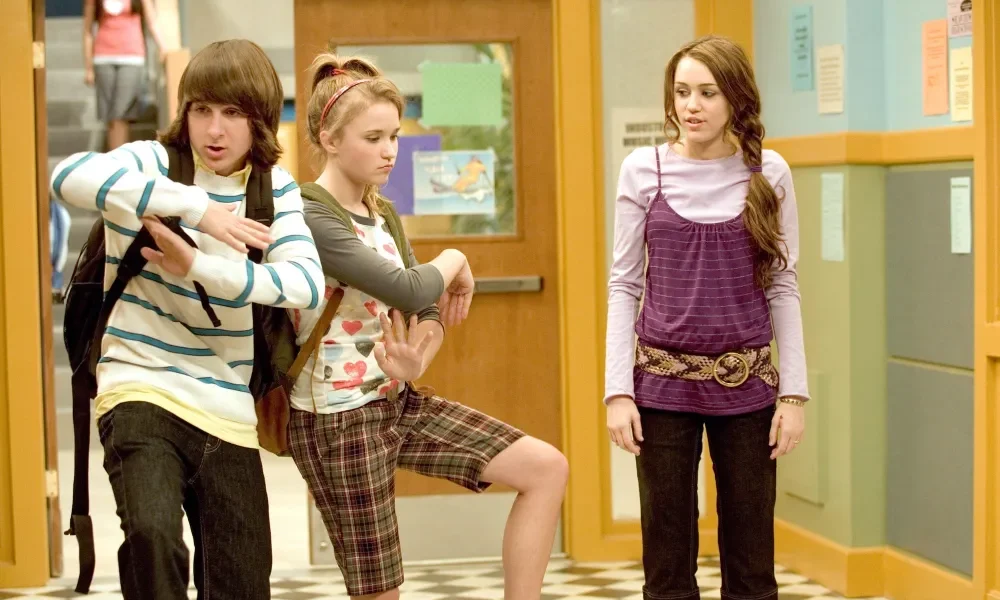 TCDHAMOEC076 Hannah Montanas Mitchel Musso Reveals Why He Missed Reunion Special Emily Osment Miley Cyrus