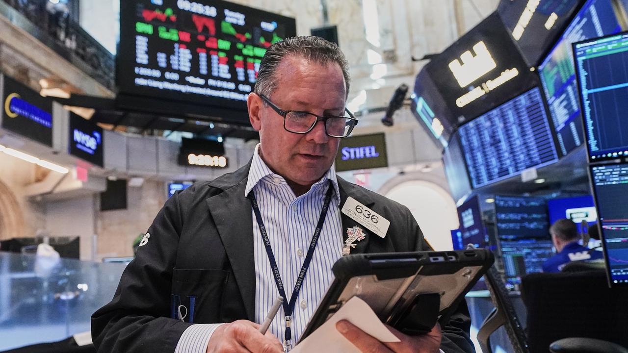Wall Street sinks on bets Fed will hike rates in 2026
