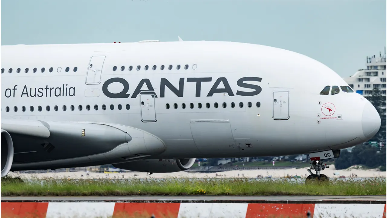 Qantas to launch world’s longest nonstop commercial flight between Sydney and London