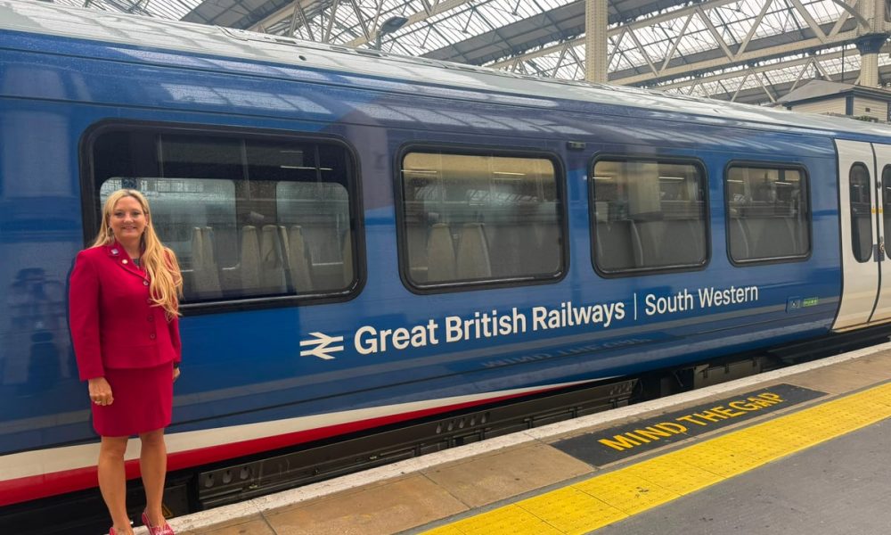 MP welcomes new Great British Railway train and the return of rail services to public ownership