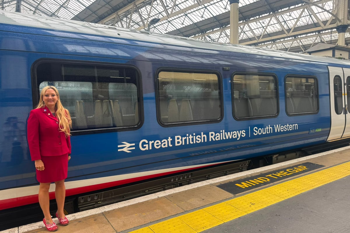 MP welcomes new Great British Railway train and the return of rail services to public ownership