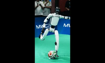 China's Robots Try World Cup-Style Penalty Kicks