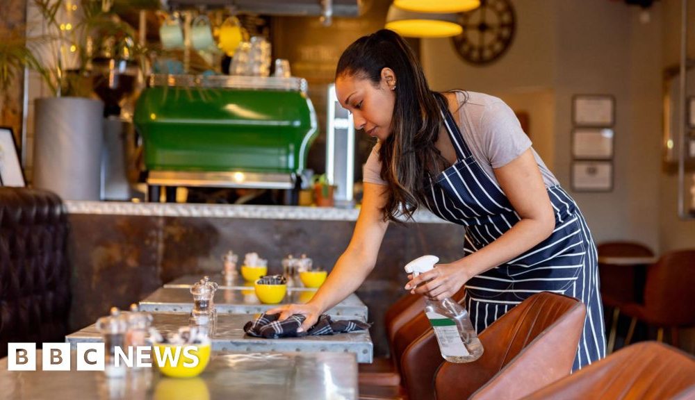 People starting new jobs at lowest level in five years