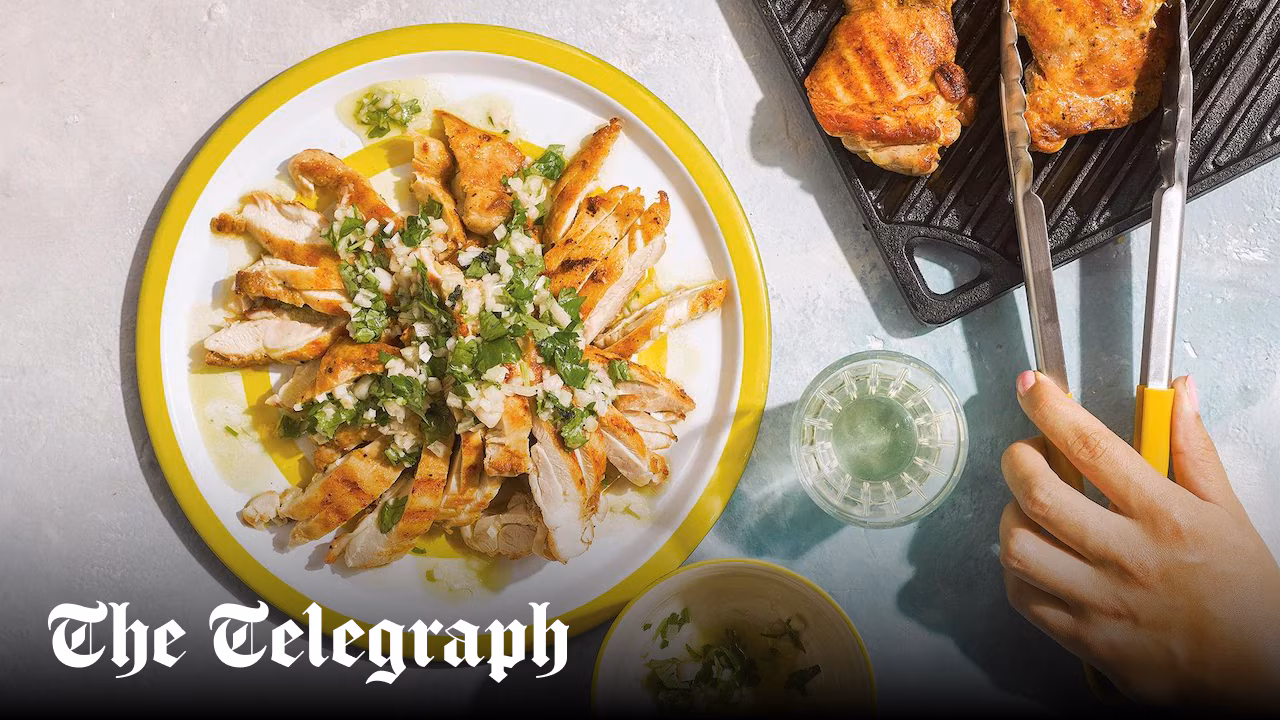 Griddled chicken thighs with parsley and shallot vinaigrette recipe