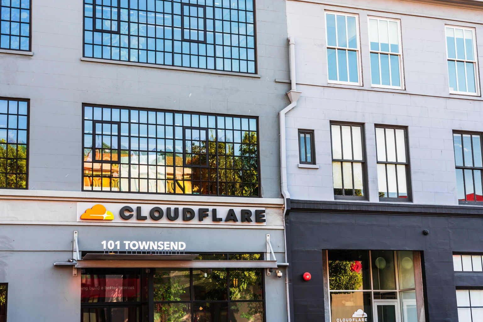 Cloudflare: Structural Acceleration Driven By Agentic AI Traffic