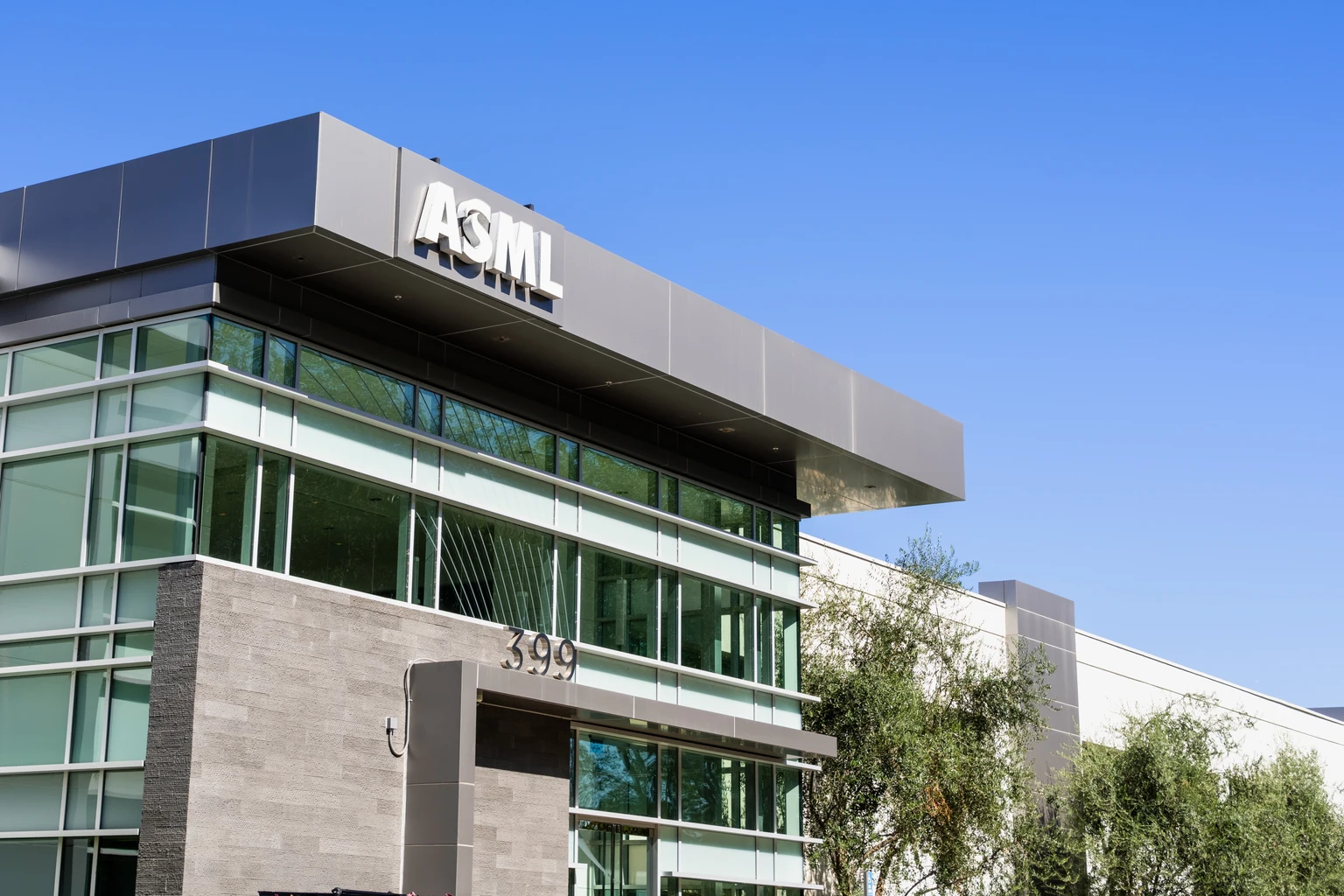 ASML: The Rally May Be Overdone