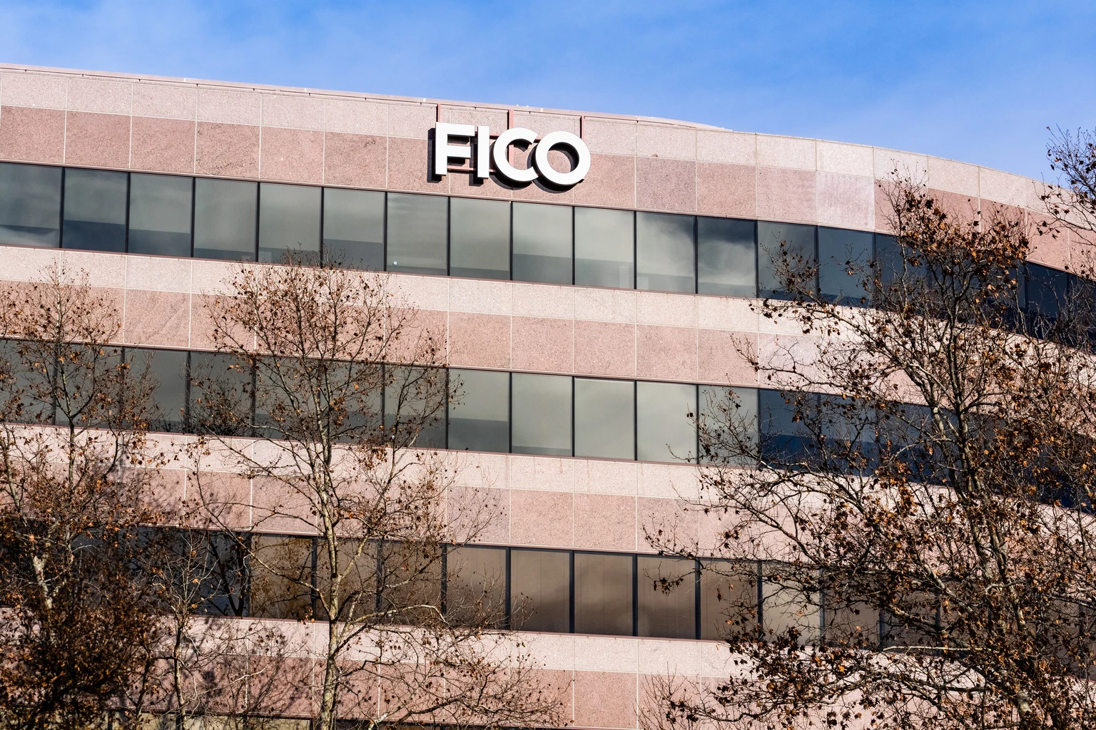 Fair Issac Stock: Strong Earnings Growth Makes The Valuation Attractive Again (NYSE:FICO)