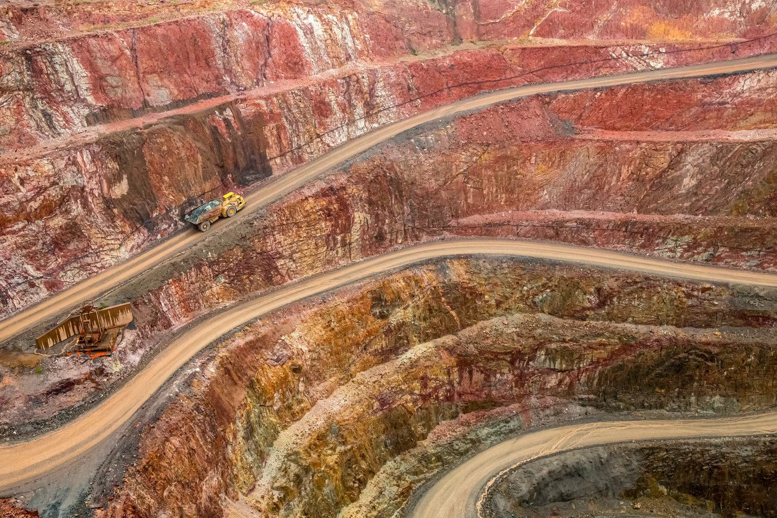 Steppe Gold: Wacky Financials But Lots Of Gold In The Ground