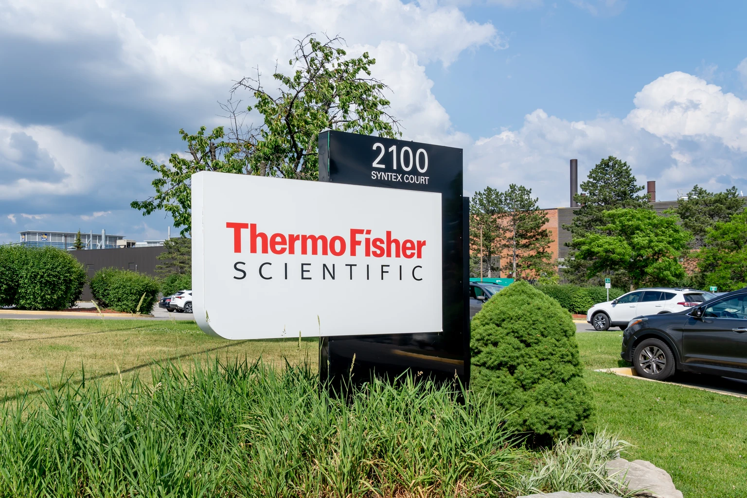 Thermo Fisher Scientific: Gradually Getting Cheaper