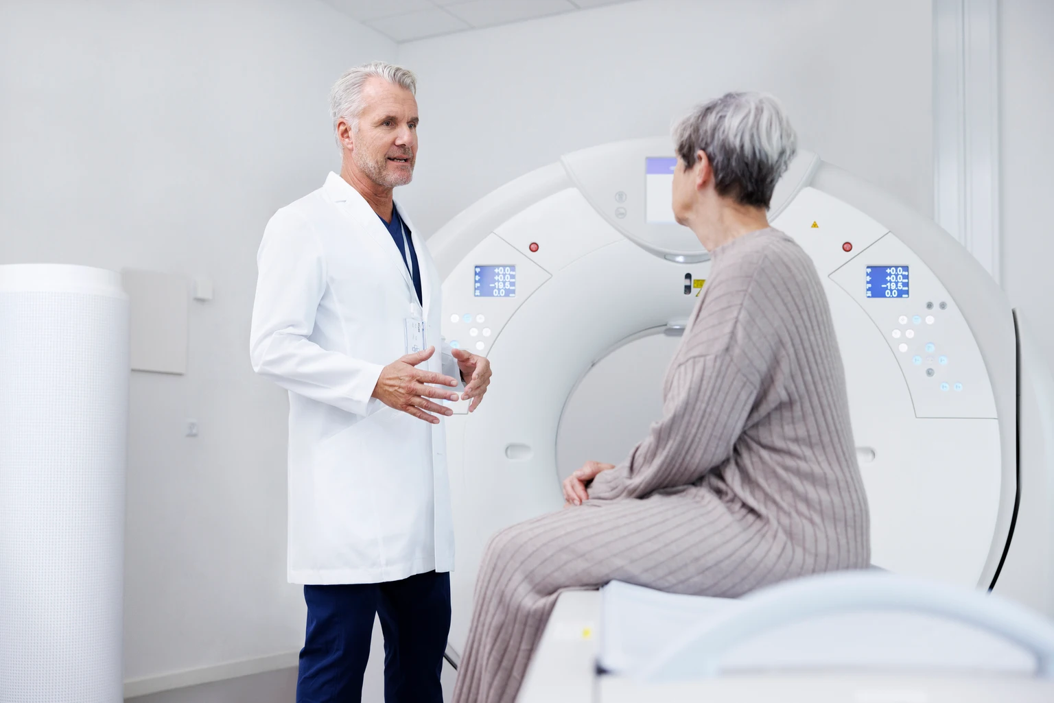 Revolution Medicines Stock: Strong Data, Big Market (Rating Upgrade) (NASDAQ:RVMD)