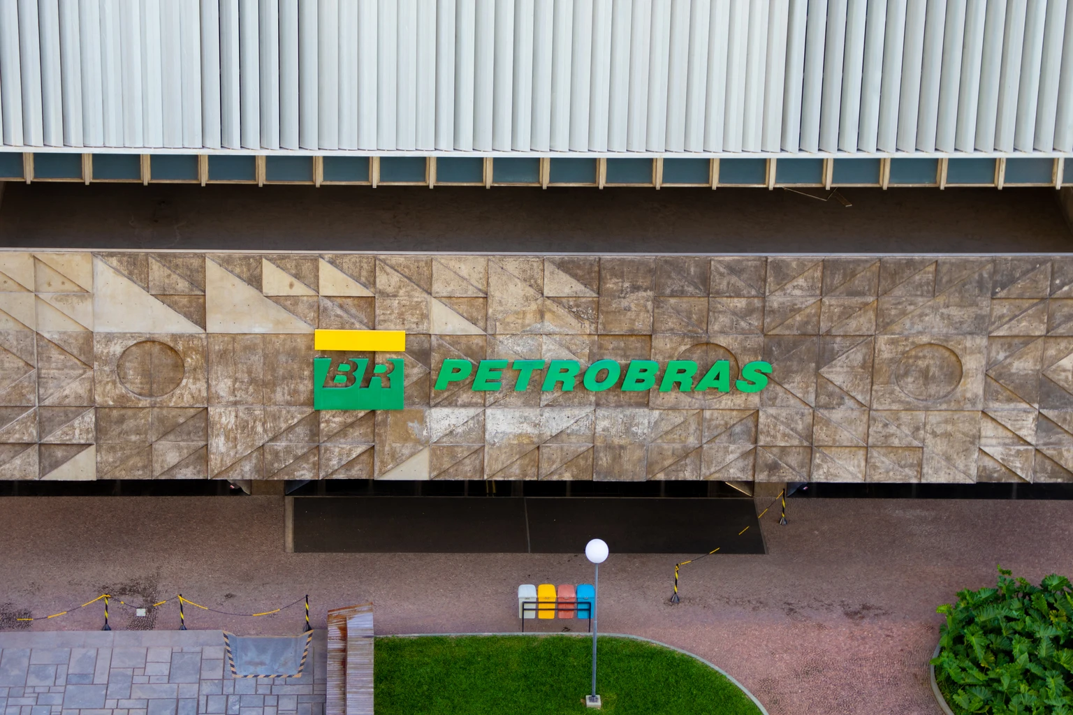 Petrobras: We're Adding Hundreds Of Shares On The Dips (NYSE:PBR)