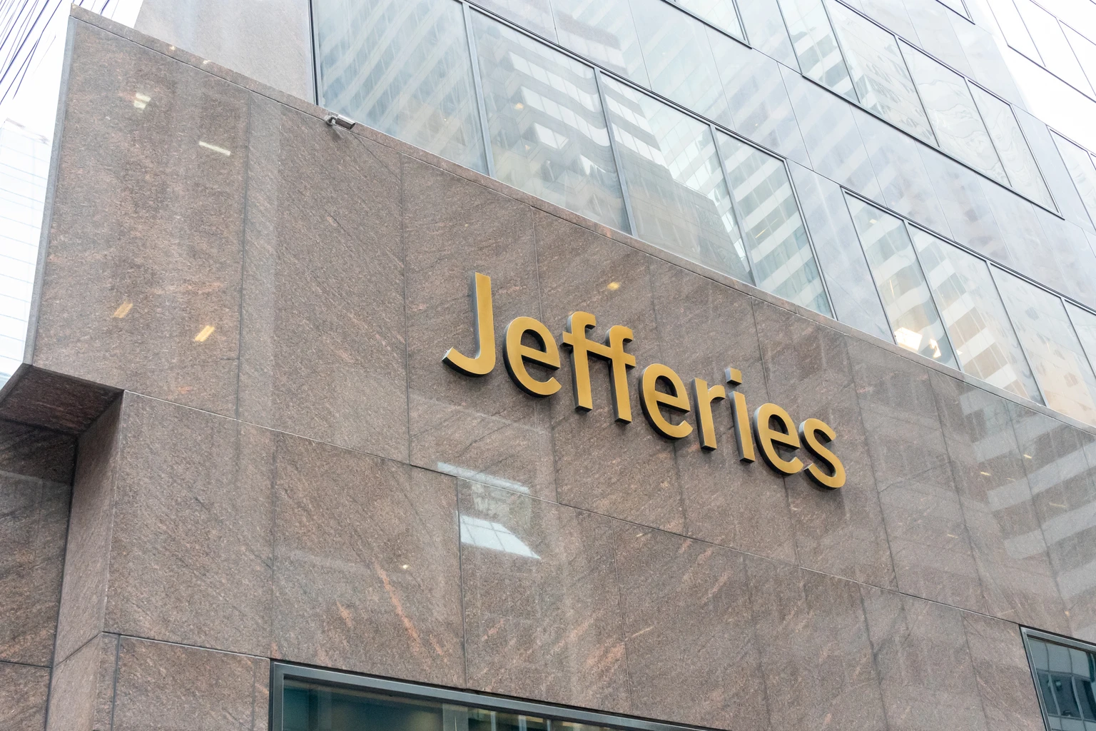 Jefferies Financial Group Q2 Preview: Favorable Trading But Private Credit Risks Linger