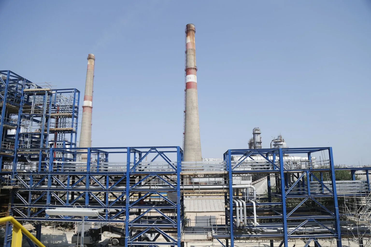 Delek US Stock Has Further Upside Even If Middle East Tensions Ease (NYSE:DK)