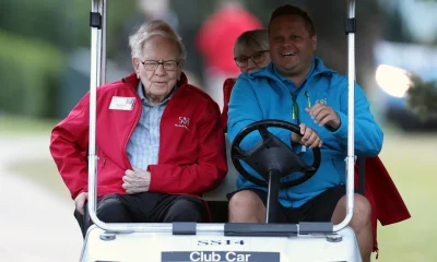 Berkshire Hathaway: The Alpha Is Gone (NYSE:BRK.A)