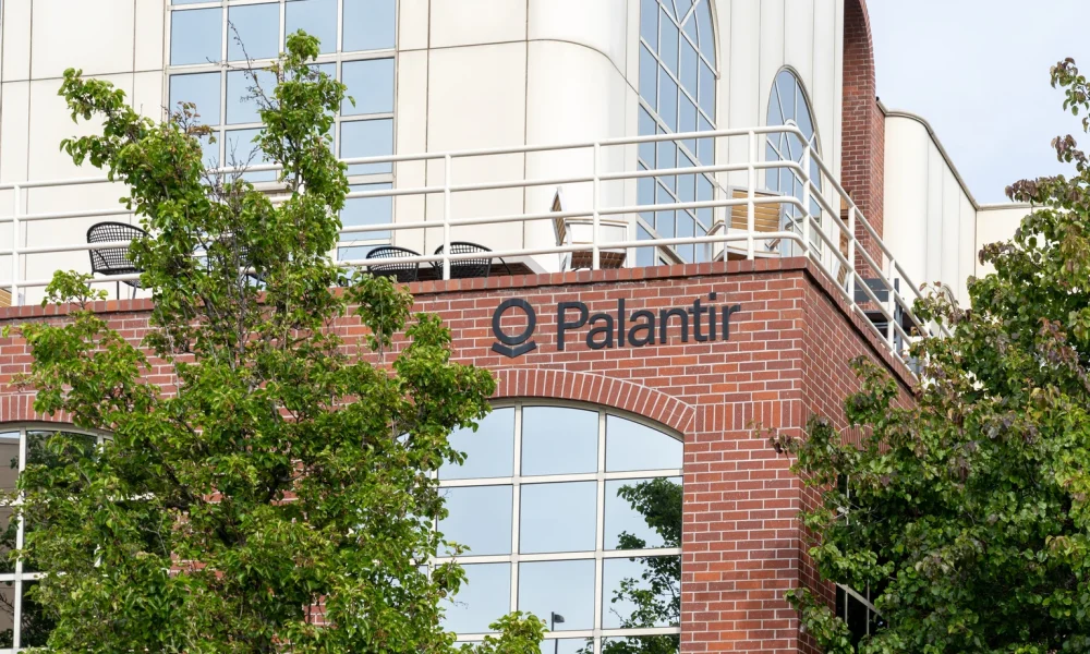 Palantir Stock: Hold But Close To Buy, I Do This Instead Of Buying Shares (NASDAQ:PLTR)