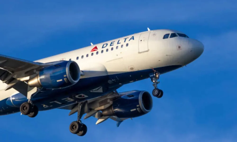 Delta Air Lines: My Buy Thesis Played Out, But Growing Risks Are A Real Concern (Rating Downgrade)