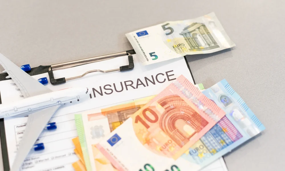 AXA: Stable Income Story, But Upside Looks Limited (OTCMKTS:AXAHY)