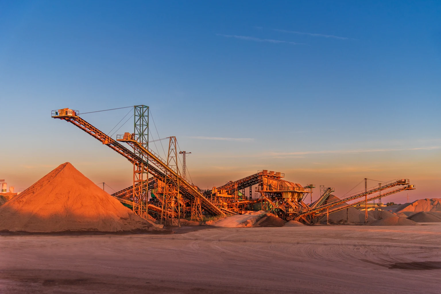 Coeur Mining: Net Cash, Buybacks, And A Bigger North American Portfolio Make Me A Buyer