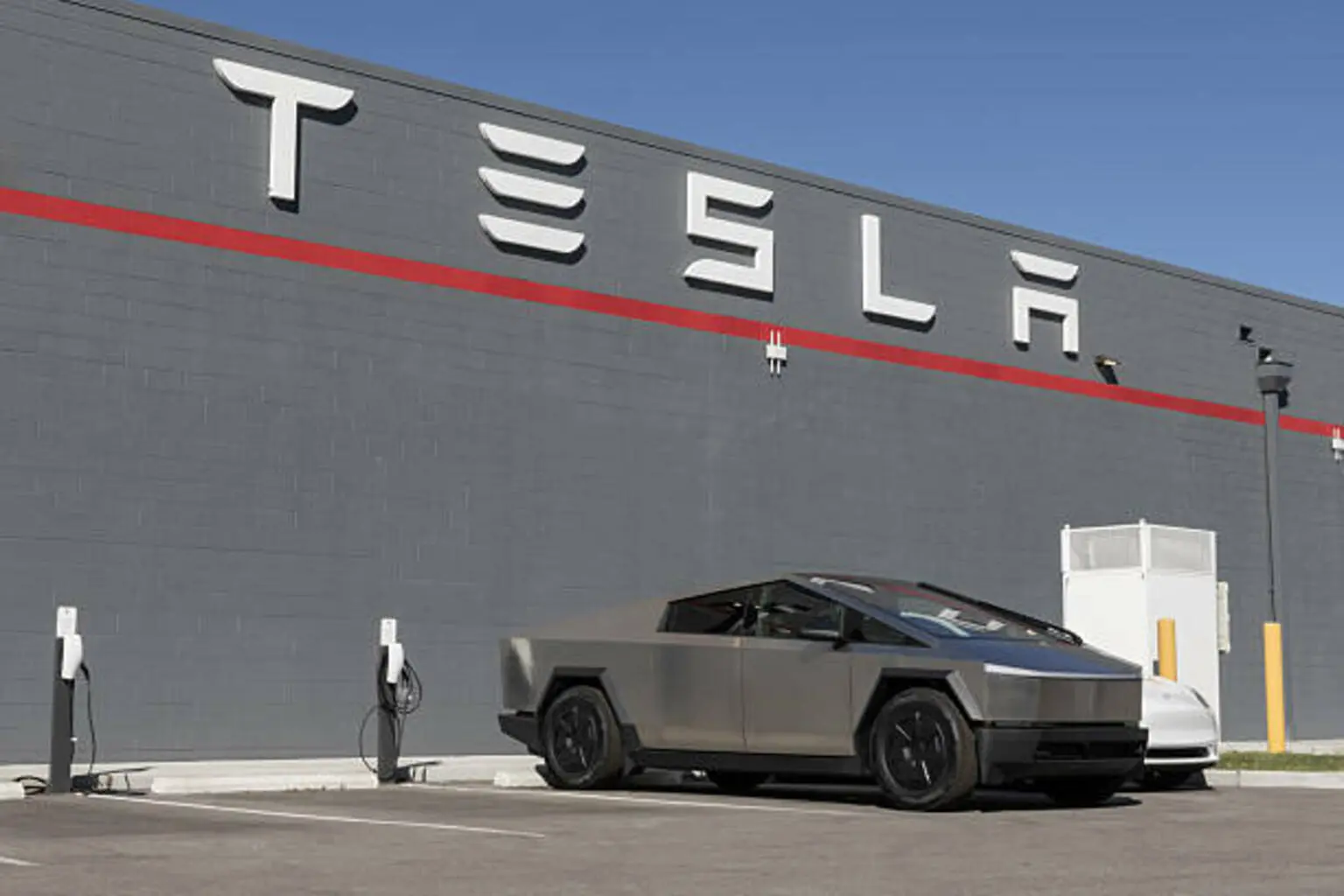 Tesla: The Vision Is Real - The Execution Isn't