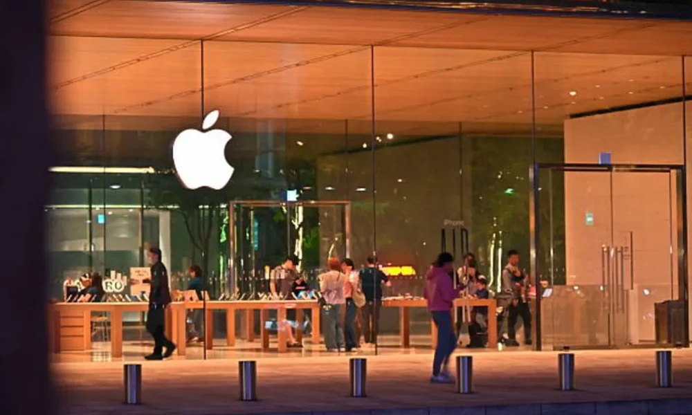 Apple: Surprisingly Resilient, Frustratingly Expensive