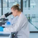Apogee: 'Hold' On AbbVie $10.9B Buyout And Extended Half-Life IL-13 Zumilokibart For AD