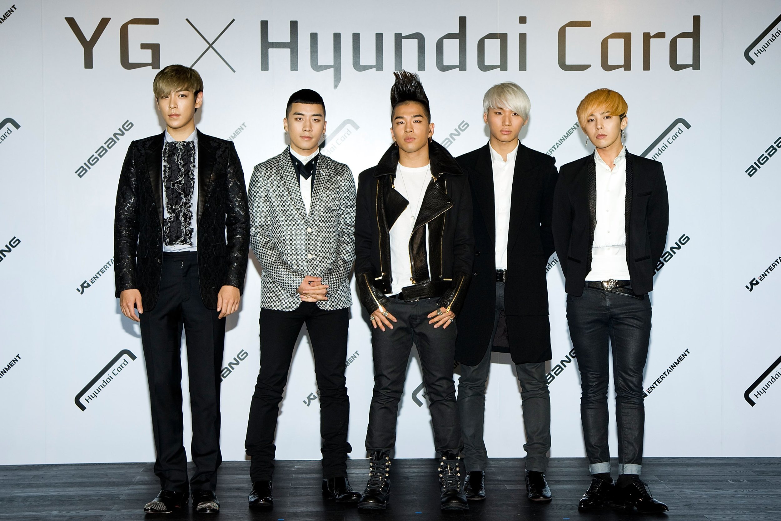 (Left to right) T.O.P, Seungri, Taeyang, Daesung and G-Dragon of Big Bang attend the Hyundai Card Collaboration With YG Entertainment in Seoul, June 5, 2012.