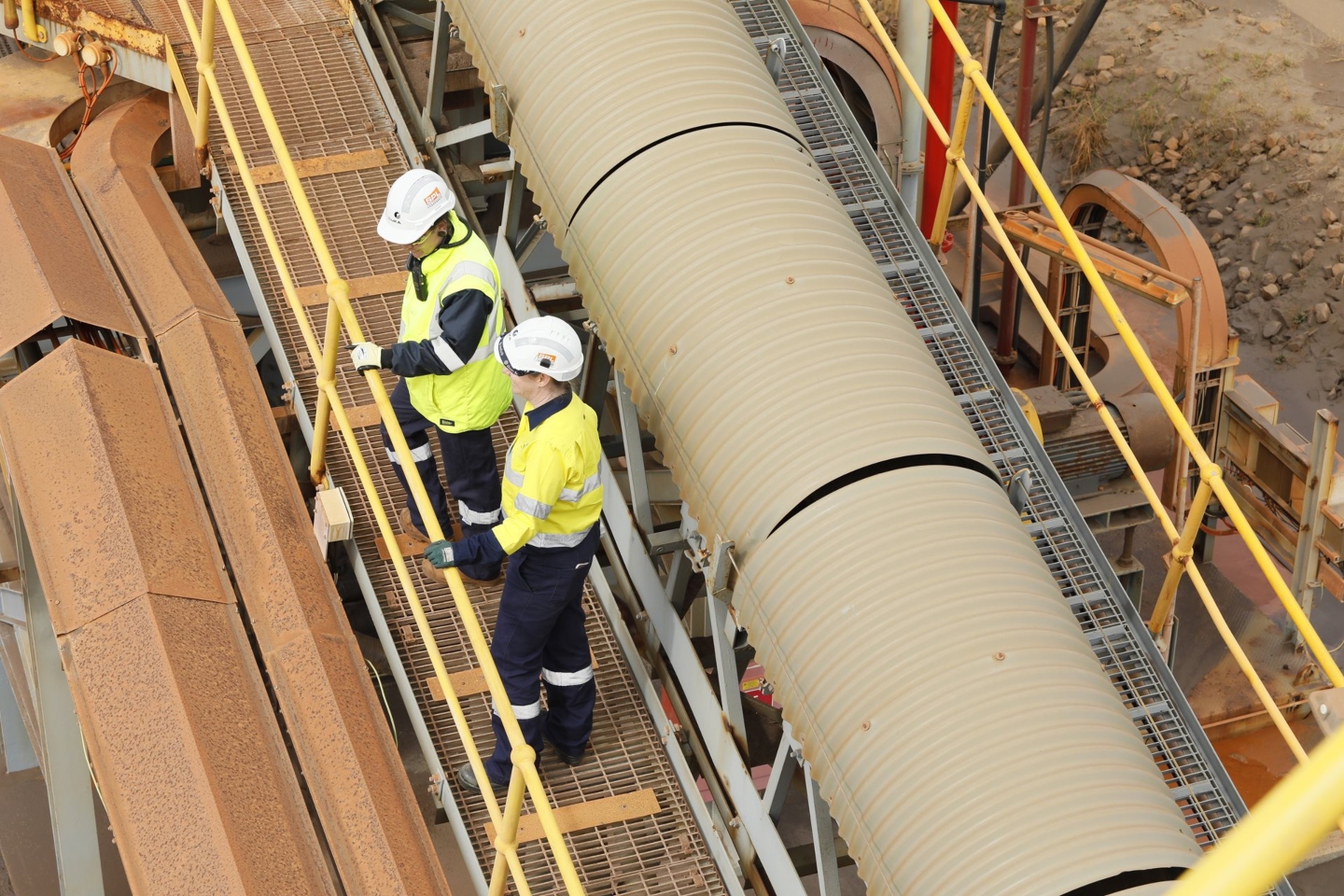 Iluka inks $220m offtake deal with mystery car maker