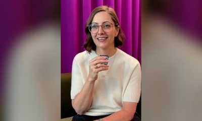 Hinge boss on her green and red flags in life