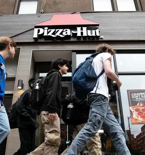 Yum Brands in exclusive talks to sell Pizza Hut to LongRange Capital