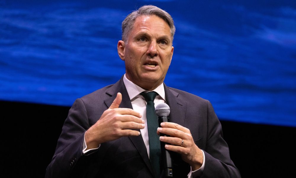 Record defence export deal puts Australia on the radar