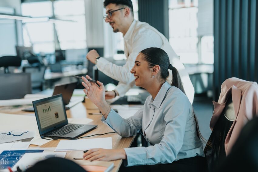 Most B2B marketing now pushes buyers towards self-service. Chatbots, automated email sequences and gated content do the heavy lifting, and a salesperson only appears at the very end, if at all. And for a lot of the journey, that's exactly what buyers want. But watch what happens at the decision point, and the picture shifts.