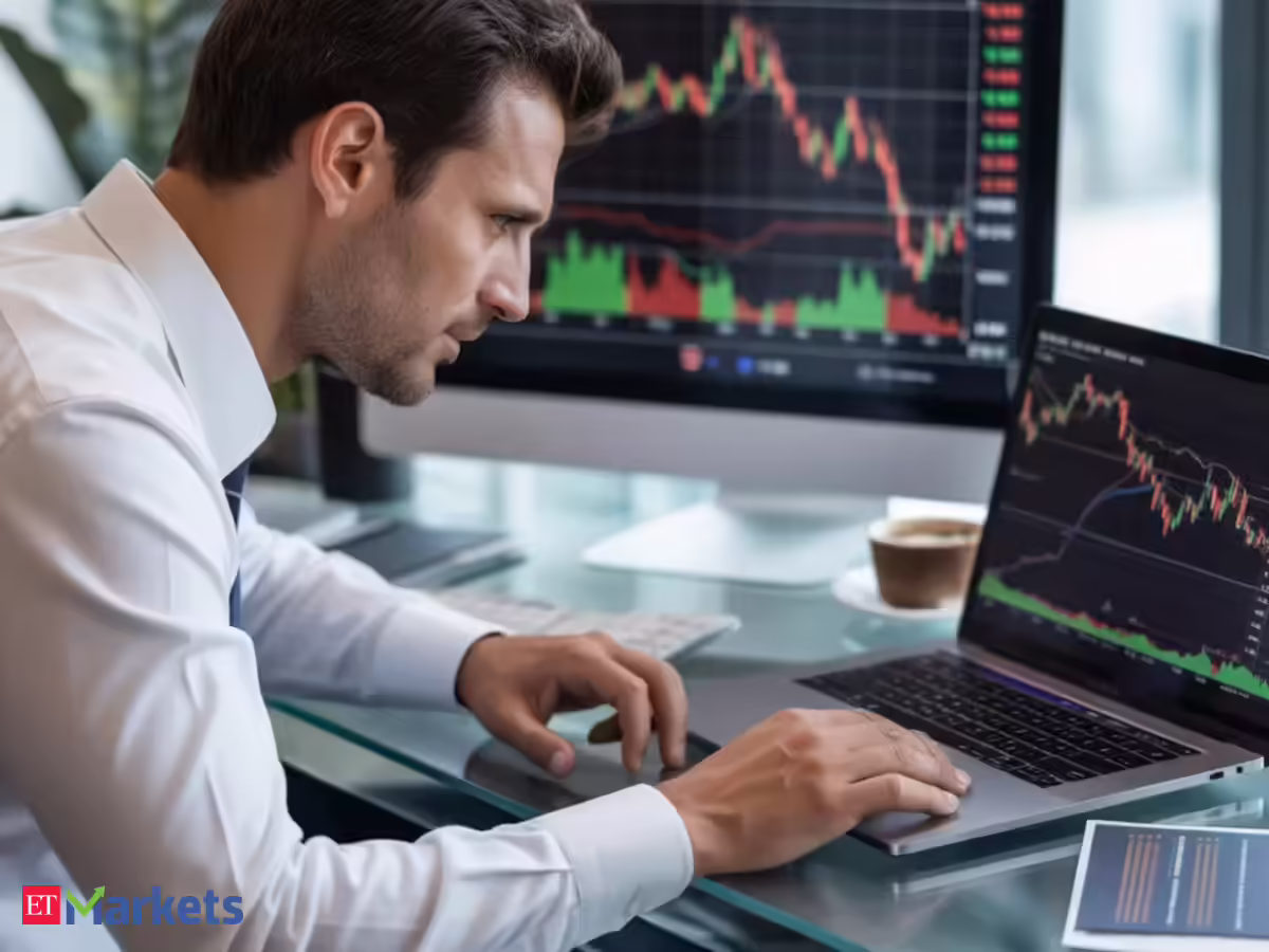 Negative Breakout: These 8 stocks cross below their 200 DMAs - Downside Ahead